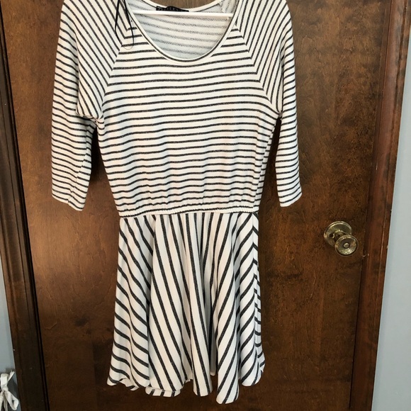 Stripped Dress - Picture 1 of 2